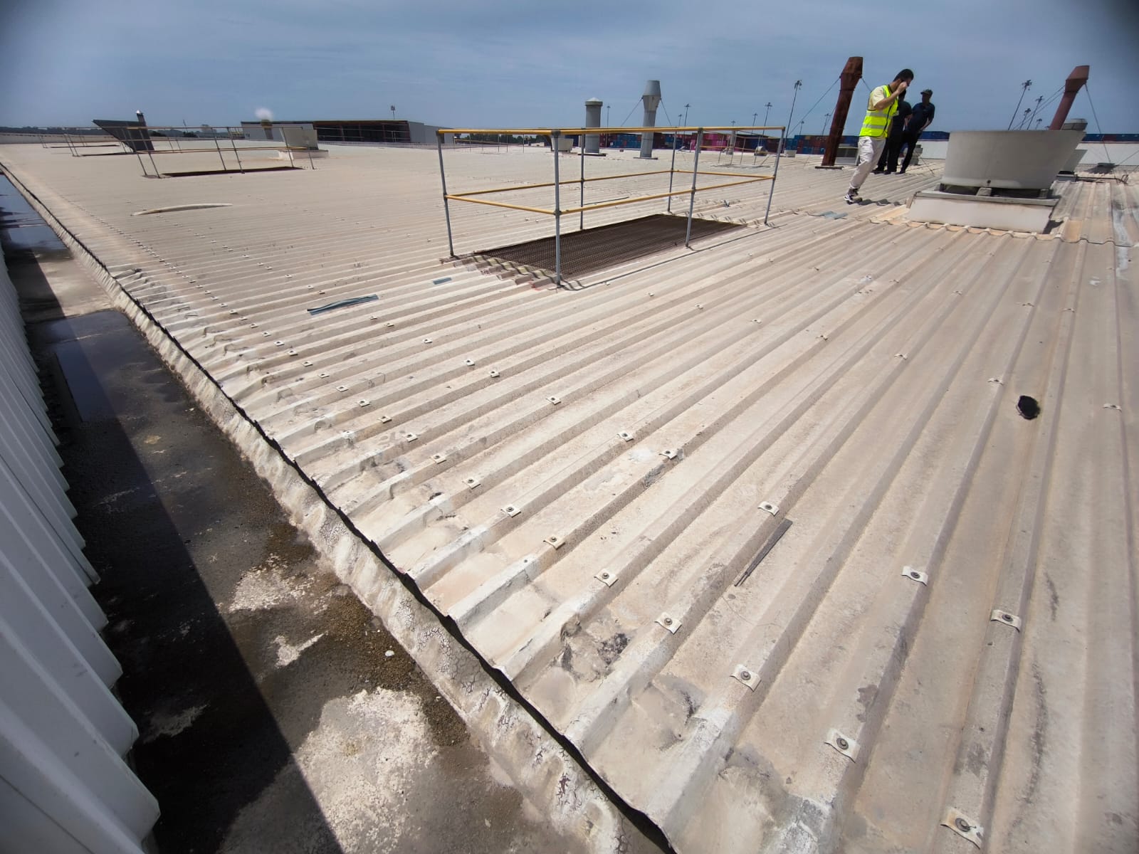 RoofPilot lead roof inspection and silicone waterproofing context 3